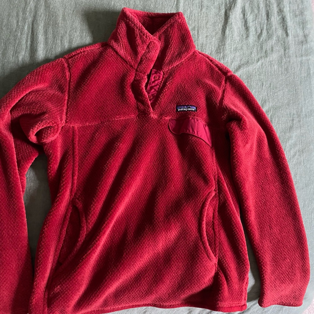 EUC Women’s Red Patagonia Fleece
